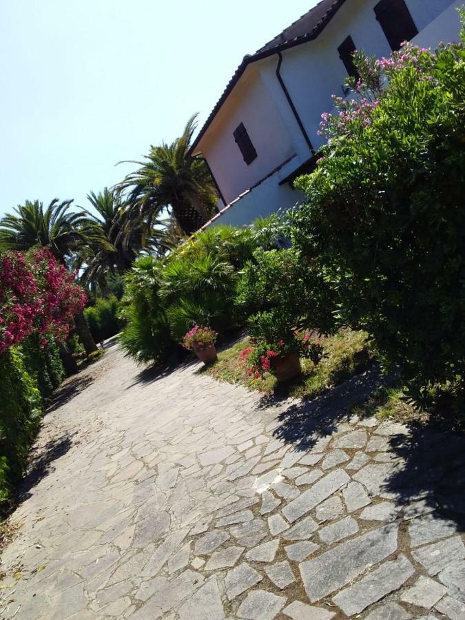 Le Palme Apartment Capoliveri  Bagian luar foto
